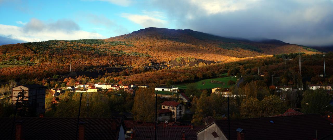 Hotel Rural El Valle Barruelo de Santullan Bagian luar foto